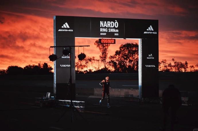 开云体育官方app-南非选手库布赫卡刷新100公里世界纪录，用时5小时59分20秒