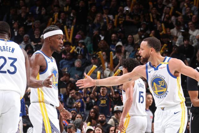 开云体育官网-36岁库里复苏轰40+创神迹，巴特勒定律助勇士冲冠？