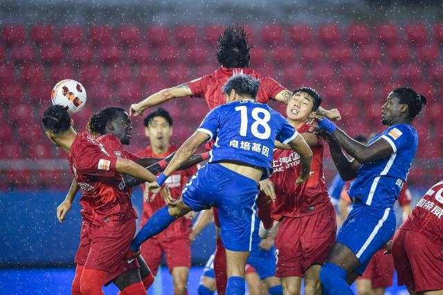 开云体育入口-进球最多失球最少！“蜷取”海港升班马初露冠军相？