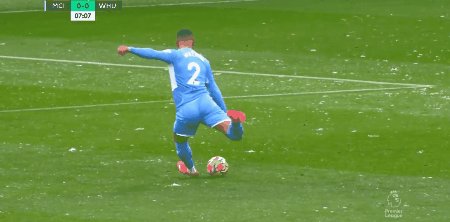 开云体育平台app-【英超】京多安、费尔南迪尼奥破门 曼城2比1西汉姆