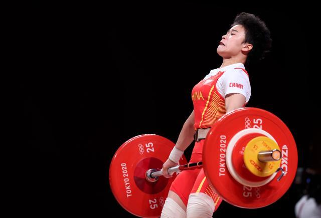 开云体育入口-湖南名将侯志慧举起第二金：“留守儿童”的绝地反击